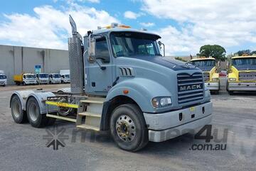 Mack   Metroliner Csmr 6X4