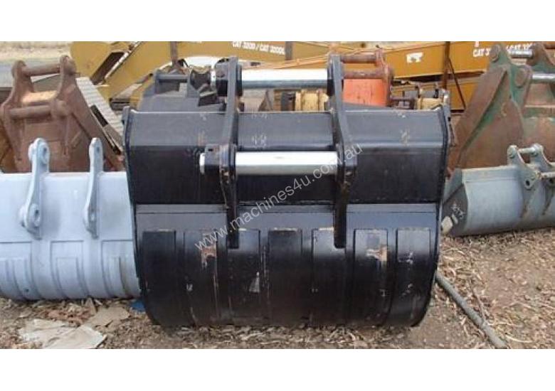 caption HITACHI EX330GP Bucket-GP Attachments
