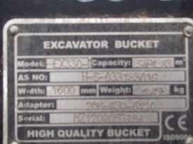 HITACHI EX330GP Bucket-GP Attachments - picture2' - Click to enlarge
