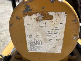 Crommelins CC70 Vibrating Plate - picture0' - Click to enlarge