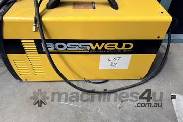 Boss Weld Mig Welder - Coolum Beach