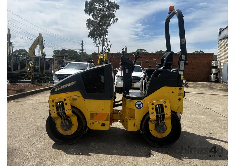 Bomag AW120 Roller image 2