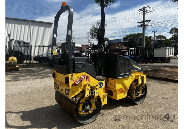 Bomag AW120 Roller image 5