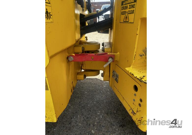 Bomag AW120 Roller image 9