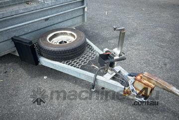 2009 PBL Trailers Tandem Axle Box Trailer