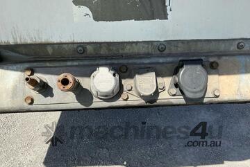 2015 Maxitrans ST3 Tri Axle Refrigerated Pantech Trailer