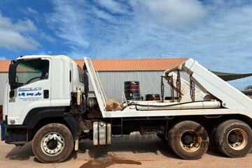 2009 Isuzu FXZ1500 Skip Bin Truck