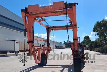 Combilift 2014   STRADDLE