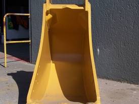 13T 600mm GP Excavator Bucket Attachment - picture2' - Click to enlarge