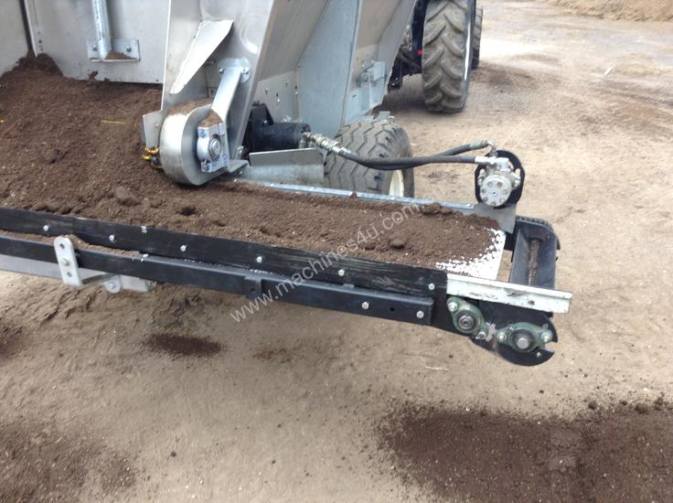 caption Seymour Chain Spreader - Hydraulic Drive to Floor