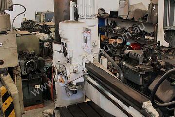 Archdale MT5 x 1600mm radial arm drilling machine