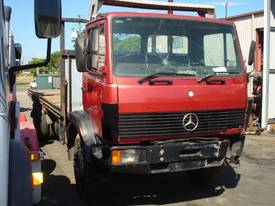 1990 MERCEDES 1517 DISMANTLING - picture0' - Click to enlarge