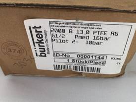Burkert Type 2000 2/2-Way Angle Seat Valve #G - picture0' - Click to enlarge