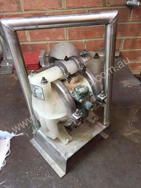 Air Operated Double Diaphragm Pump (1/2