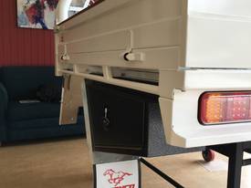 Bronco Ute Tray - picture2' - Click to enlarge