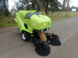 Green Machine 414S2D Sweeper Sweeping/Cleaning - picture0' - Click to enlarge