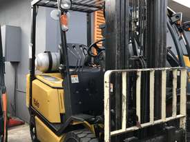 YALE FORKLIFT 1.8 TON 4.5M LIFT CONTAINER MAST - picture0' - Click to enlarge