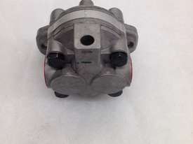 PARKER HYDRAULIC GEAR PUMP D09AA1A - picture2' - Click to enlarge