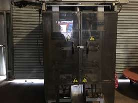 JASA vertical fill & seal machine - picture0' - Click to enlarge