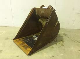 530MM BULK SAND BUCKET TO SUIT 4-6T EXCAVATOR D833 - picture0' - Click to enlarge
