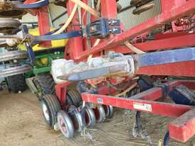 Morris Maxim 3 Air Seeder Seeding/Planting Equip - picture2' - Click to enlarge