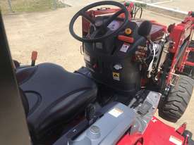 Mahindra eMax25HST 4 in 1 - Mower package - picture2' - Click to enlarge