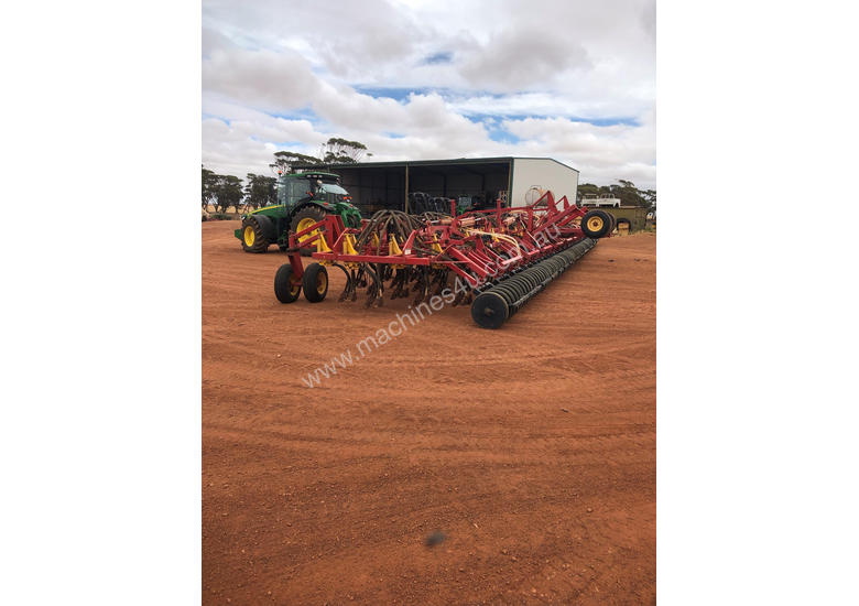 caption Bourgault 5710 Air Seeder Seeding/Planting Equip