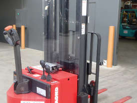 Walkie Reach Stacker - Price Reduced - picture2' - Click to enlarge