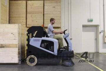 Ride On Sweeper- SW5500 Battery Ride On Sweeper- SW5500 Battery