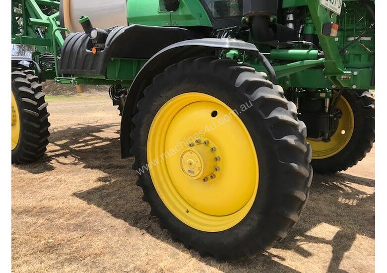 caption John Deere R4038 Boom Spray Sprayer