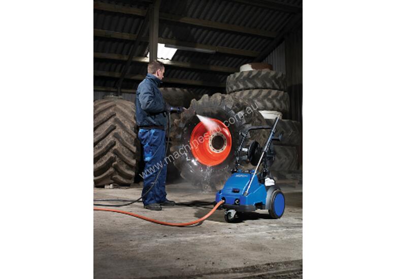 caption Nilfisk Pressure Cleaner Poseidon 5-30PA (MC5M 115/700)