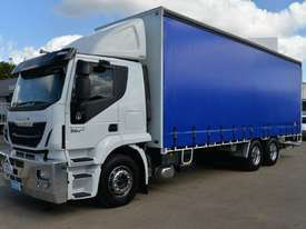 STRALIS - picture0' - Click to enlarge