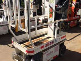 JLG 5.5M Electric Scissor - picture0' - Click to enlarge