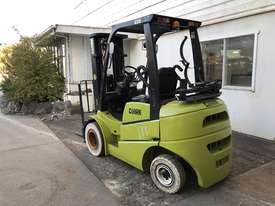 CLARK C25L - 2.5t LPG Counterbalance Container Access Forklift - picture1' - Click to enlarge