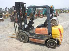TOYOTA 426FG25 Forklift - picture2' - Click to enlarge