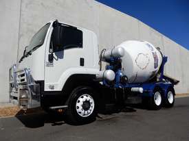 Isuzu FVZ1400 Road Maint Truck - picture0' - Click to enlarge