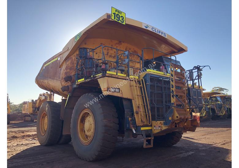 caption Komatsu HD785-7 Dump Truck
