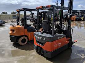 *RENTAL* 1.5T-2.5T FORKLIFTS PER DAY - Hire - picture2' - Click to enlarge