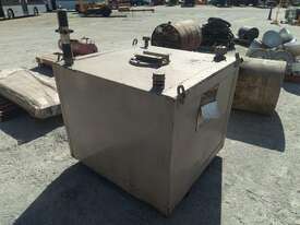 Custom oil Tank - picture1' - Click to enlarge