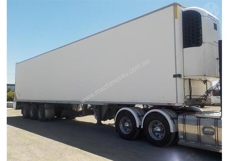 caption Maxitrans ST3-OD