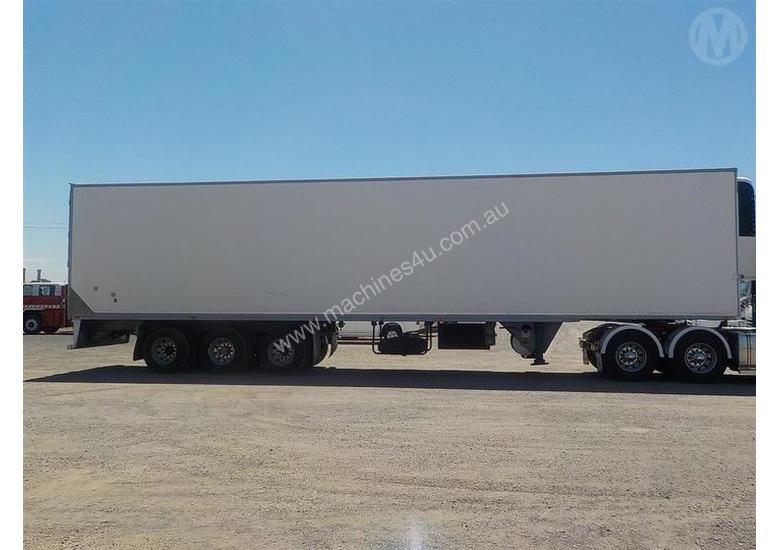 caption Maxitrans ST3-OD