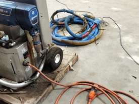 Graco Reactor Spray machines - picture0' - Click to enlarge
