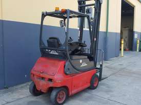 Compact Electric Forklift  - picture0' - Click to enlarge