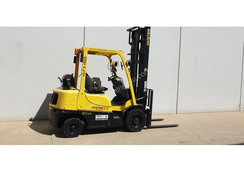 caption 2.5T LPG Counterbalance Forklift