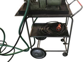 Crompton Parkinson Oil Transfer pump, 3 Phase 415 Volt. MA6204B-P - picture0' - Click to enlarge