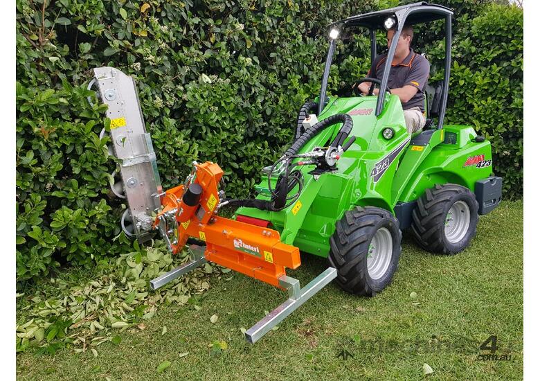 caption Rinieri BRE Hedge Cutter Arm with 4 Disc Cutter Head (1,400 mm)
