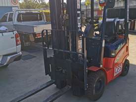 2011 Heli 1800kg Forklift  CPQYD16 Very Low 75 Hours - picture2' - Click to enlarge