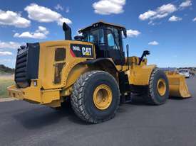 Caterpillar 966L Wheel Loader  - picture2' - Click to enlarge