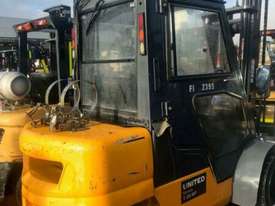 Used 3.0T LPG Nissan Forklift - picture0' - Click to enlarge