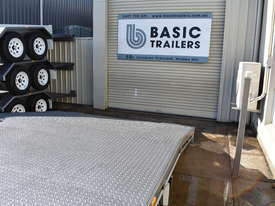 16X8 FLAT TOPPED BEAVER-TAILED CAR TRAILER (Australian Made) - picture0' - Click to enlarge